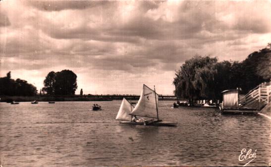 Cartes postales anciennes > CARTES POSTALES > carte postale ancienne > cartes-postales-ancienne.com Allier 03 Vichy