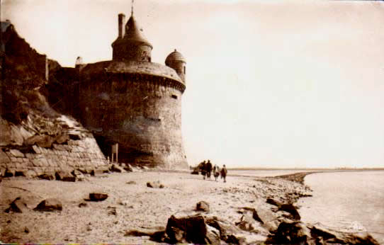 Cartes postales anciennes > CARTES POSTALES > carte postale ancienne > cartes-postales-ancienne.com Normandie Le Mont Saint Michel