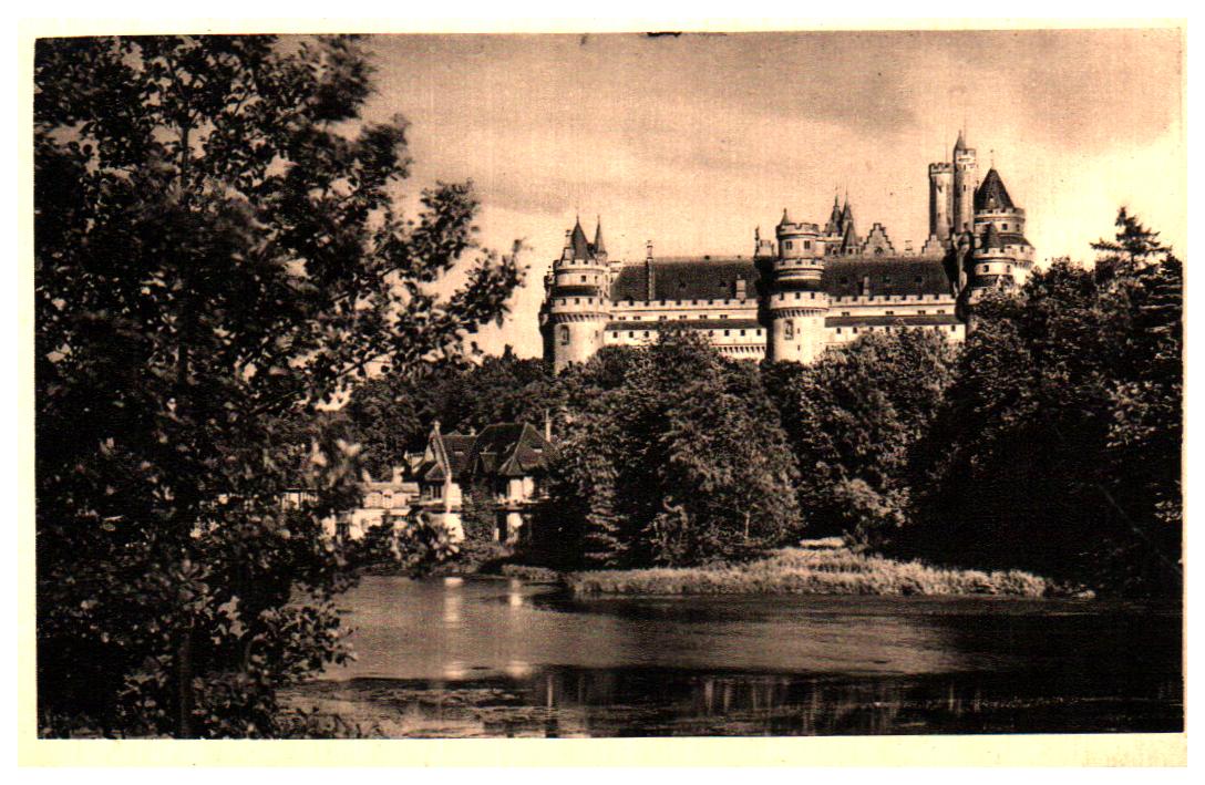 Cartes postales anciennes > CARTES POSTALES > carte postale ancienne > cartes-postales-ancienne.com Hauts de france Oise Pierrefonds