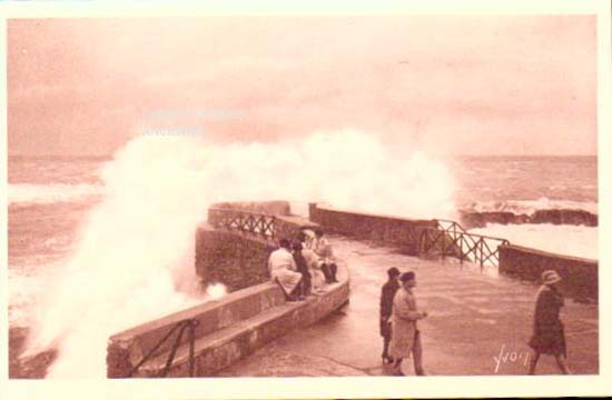 Cartes postales anciennes > CARTES POSTALES > carte postale ancienne > cartes-postales-ancienne.com Nouvelle aquitaine Pyrenees atlantiques Biarritz