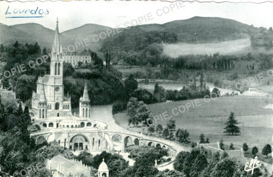 Cartes postales anciennes > CARTES POSTALES > carte postale ancienne > cartes-postales-ancienne.com Occitanie Hautes pyrenees Lourdes