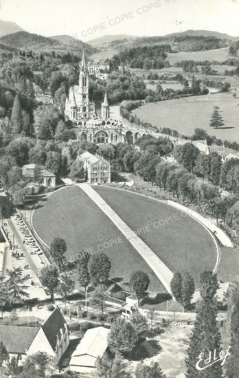 Cartes postales anciennes > CARTES POSTALES > carte postale ancienne > cartes-postales-ancienne.com Occitanie Hautes pyrenees Lourdes