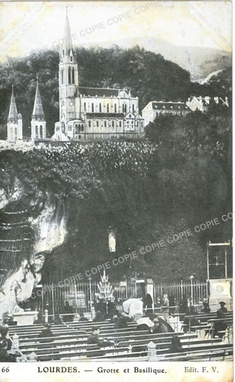 Cartes postales anciennes > CARTES POSTALES > carte postale ancienne > cartes-postales-ancienne.com Occitanie Hautes pyrenees Lourdes