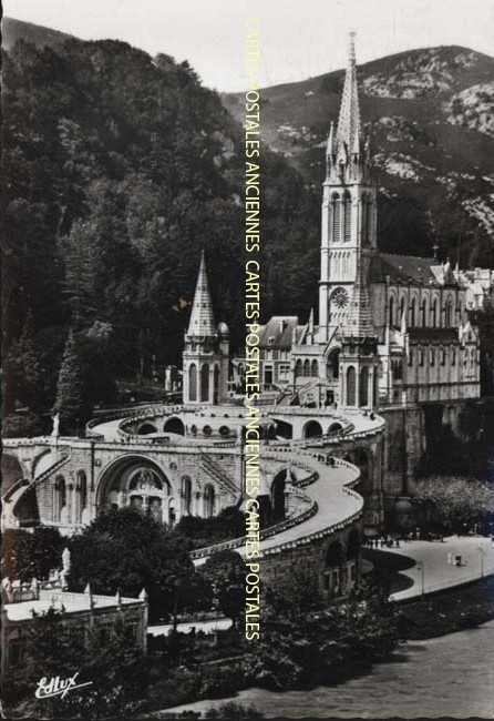 Cartes postales anciennes > CARTES POSTALES > carte postale ancienne > cartes-postales-ancienne.com Occitanie Hautes pyrenees Lourdes