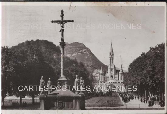 Cartes postales anciennes > CARTES POSTALES > carte postale ancienne > cartes-postales-ancienne.com Occitanie Hautes pyrenees Lourdes