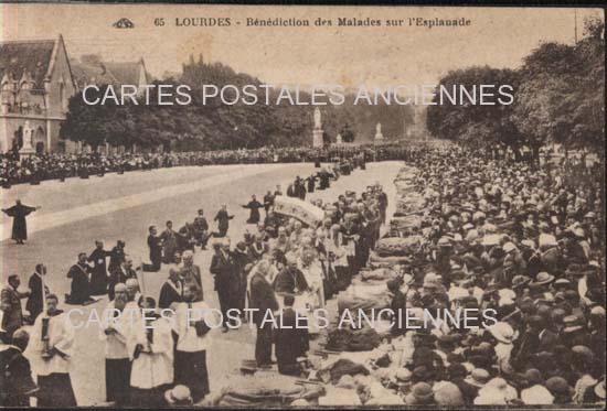 Cartes postales anciennes > CARTES POSTALES > carte postale ancienne > cartes-postales-ancienne.com Occitanie Hautes pyrenees Lourdes