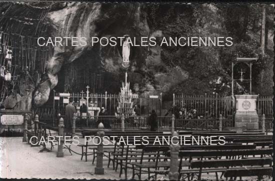 Cartes postales anciennes > CARTES POSTALES > carte postale ancienne > cartes-postales-ancienne.com Occitanie Hautes pyrenees Lourdes