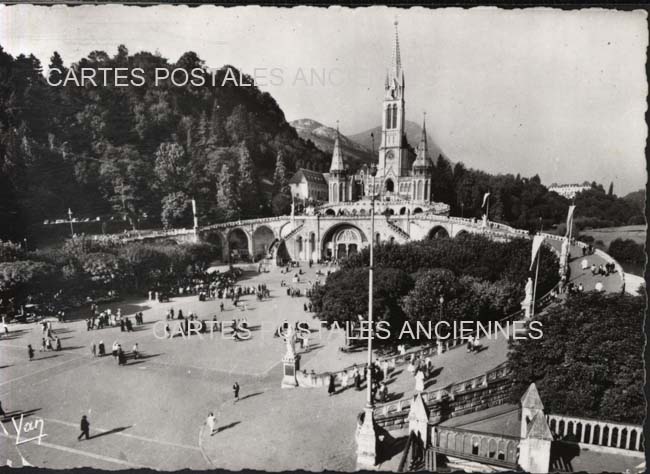 Cartes postales anciennes > CARTES POSTALES > carte postale ancienne > cartes-postales-ancienne.com Occitanie Hautes pyrenees Lourdes