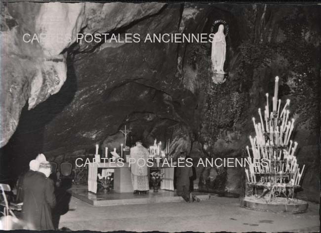 Cartes postales anciennes > CARTES POSTALES > carte postale ancienne > cartes-postales-ancienne.com Occitanie Hautes pyrenees Lourdes