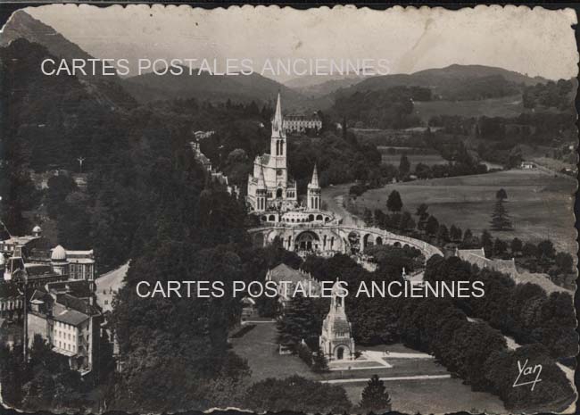 Cartes postales anciennes > CARTES POSTALES > carte postale ancienne > cartes-postales-ancienne.com Occitanie Hautes pyrenees Lourdes