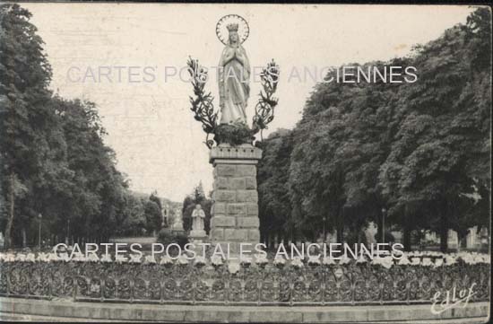 Cartes postales anciennes > CARTES POSTALES > carte postale ancienne > cartes-postales-ancienne.com Occitanie Hautes pyrenees Lourdes