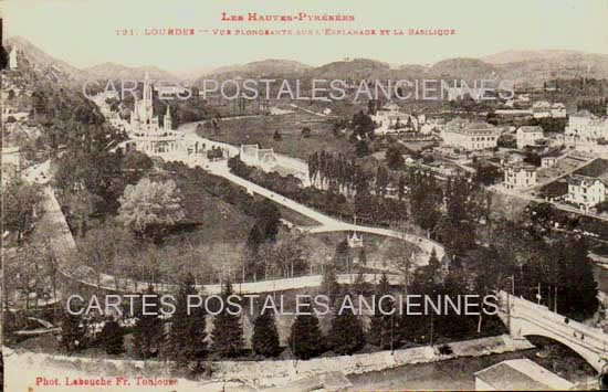 Cartes postales anciennes > CARTES POSTALES > carte postale ancienne > cartes-postales-ancienne.com Occitanie Hautes pyrenees Lourdes