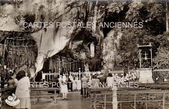 Cartes postales anciennes > CARTES POSTALES > carte postale ancienne > cartes-postales-ancienne.com Occitanie Hautes pyrenees Lourdes