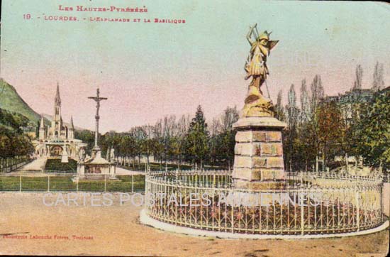 Cartes postales anciennes > CARTES POSTALES > carte postale ancienne > cartes-postales-ancienne.com Occitanie Hautes pyrenees Lourdes