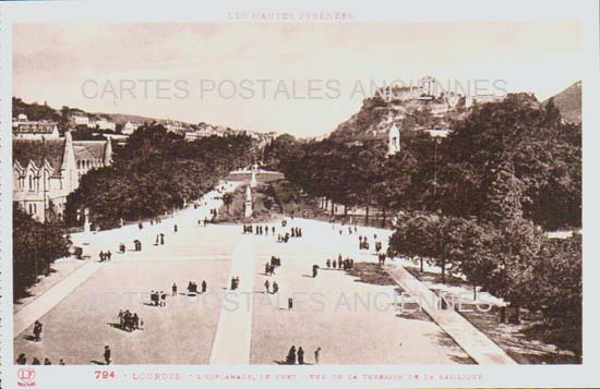 Cartes postales anciennes > CARTES POSTALES > carte postale ancienne > cartes-postales-ancienne.com Occitanie Hautes pyrenees Lourdes