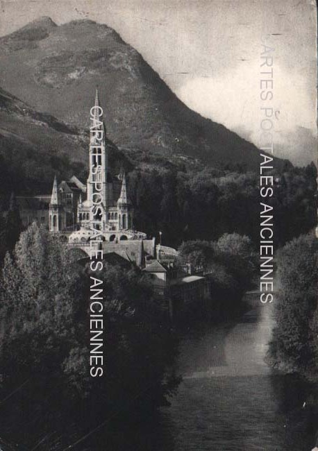 Cartes postales anciennes > CARTES POSTALES > carte postale ancienne > cartes-postales-ancienne.com Occitanie Hautes pyrenees Lourdes