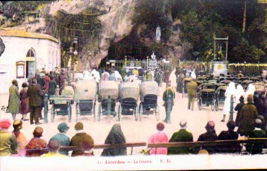 Cartes postales anciennes > CARTES POSTALES > carte postale ancienne > cartes-postales-ancienne.com Occitanie Hautes pyrenees Lourdes