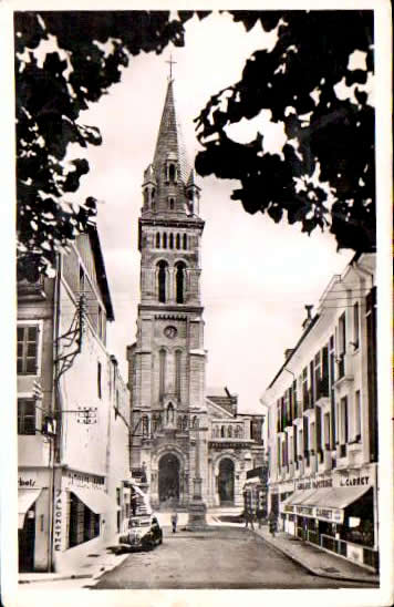 Cartes postales anciennes > CARTES POSTALES > carte postale ancienne > cartes-postales-ancienne.com Occitanie Hautes pyrenees Lourdes