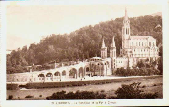 Cartes postales anciennes > CARTES POSTALES > carte postale ancienne > cartes-postales-ancienne.com Occitanie Hautes pyrenees Lourdes