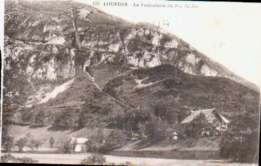 Cartes postales anciennes > CARTES POSTALES > carte postale ancienne > cartes-postales-ancienne.com Occitanie Hautes pyrenees Lourdes