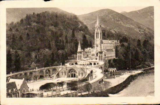 Cartes postales anciennes > CARTES POSTALES > carte postale ancienne > cartes-postales-ancienne.com Occitanie Hautes pyrenees Lourdes