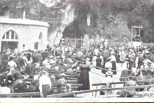 Cartes postales anciennes > CARTES POSTALES > carte postale ancienne > cartes-postales-ancienne.com Occitanie Hautes pyrenees Lourdes