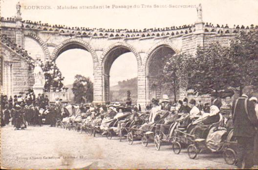 Cartes postales anciennes > CARTES POSTALES > carte postale ancienne > cartes-postales-ancienne.com Occitanie Hautes pyrenees Lourdes