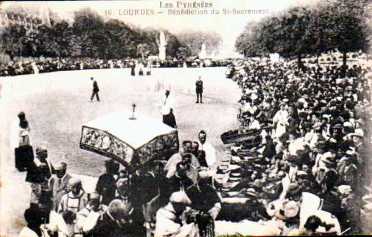 Cartes postales anciennes > CARTES POSTALES > carte postale ancienne > cartes-postales-ancienne.com Occitanie Hautes pyrenees Lourdes