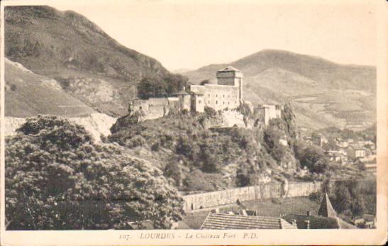 Cartes postales anciennes > CARTES POSTALES > carte postale ancienne > cartes-postales-ancienne.com Occitanie Hautes pyrenees Lourdes