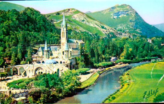 Cartes postales anciennes > CARTES POSTALES > carte postale ancienne > cartes-postales-ancienne.com Occitanie Hautes pyrenees Lourdes