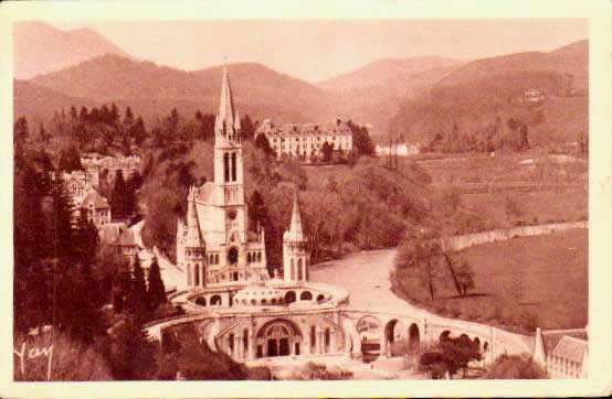 Cartes postales anciennes > CARTES POSTALES > carte postale ancienne > cartes-postales-ancienne.com Occitanie Hautes pyrenees Lourdes