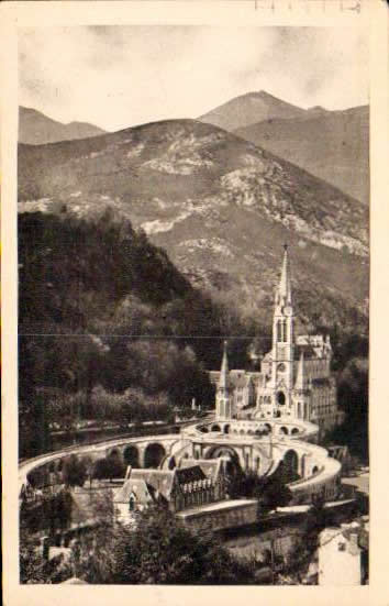 Cartes postales anciennes > CARTES POSTALES > carte postale ancienne > cartes-postales-ancienne.com Occitanie Hautes pyrenees Lourdes