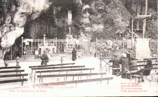 Cartes postales anciennes > CARTES POSTALES > carte postale ancienne > cartes-postales-ancienne.com Occitanie Hautes pyrenees Lourdes