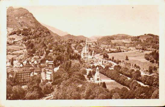 Cartes postales anciennes > CARTES POSTALES > carte postale ancienne > cartes-postales-ancienne.com Occitanie Hautes pyrenees Lourdes