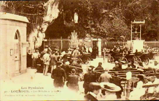 Cartes postales anciennes > CARTES POSTALES > carte postale ancienne > cartes-postales-ancienne.com Occitanie Hautes pyrenees Lourdes