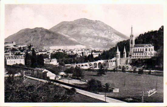 Cartes postales anciennes > CARTES POSTALES > carte postale ancienne > cartes-postales-ancienne.com Occitanie Hautes pyrenees Lourdes