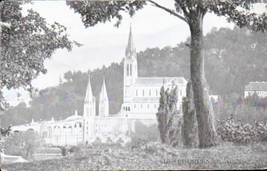 Cartes postales anciennes > CARTES POSTALES > carte postale ancienne > cartes-postales-ancienne.com Occitanie Hautes pyrenees Lourdes