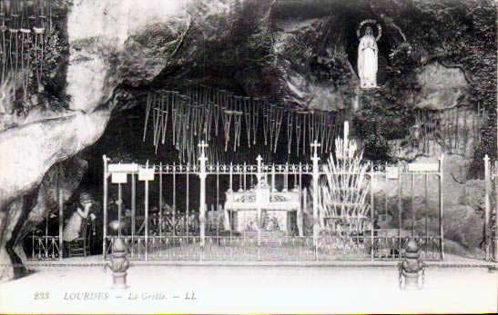 Cartes postales anciennes > CARTES POSTALES > carte postale ancienne > cartes-postales-ancienne.com Occitanie Hautes pyrenees Lourdes