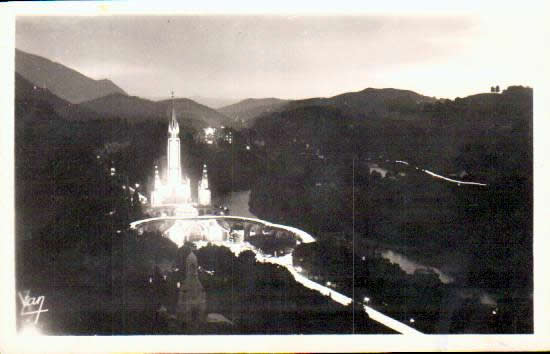 Cartes postales anciennes > CARTES POSTALES > carte postale ancienne > cartes-postales-ancienne.com Occitanie Hautes pyrenees Lourdes