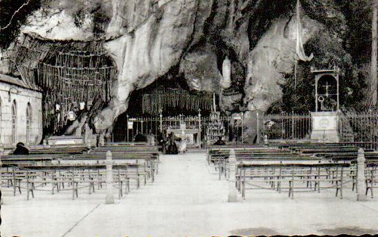 Cartes postales anciennes > CARTES POSTALES > carte postale ancienne > cartes-postales-ancienne.com Occitanie Hautes pyrenees Lourdes