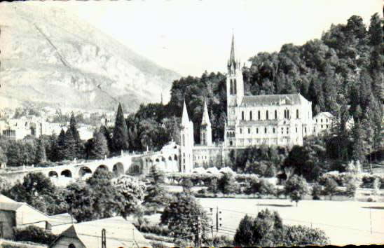 Cartes postales anciennes > CARTES POSTALES > carte postale ancienne > cartes-postales-ancienne.com Occitanie Hautes pyrenees Lourdes