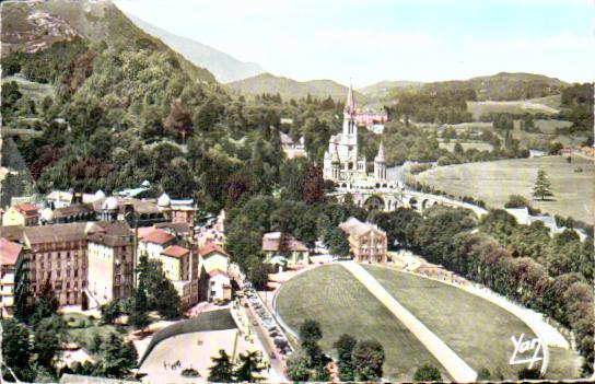 Cartes postales anciennes > CARTES POSTALES > carte postale ancienne > cartes-postales-ancienne.com Occitanie Hautes pyrenees Lourdes