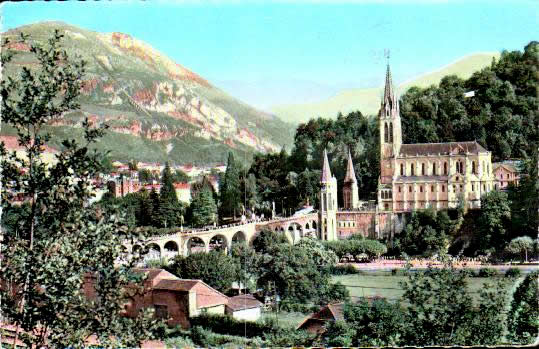 Cartes postales anciennes > CARTES POSTALES > carte postale ancienne > cartes-postales-ancienne.com Occitanie Hautes pyrenees Lourdes