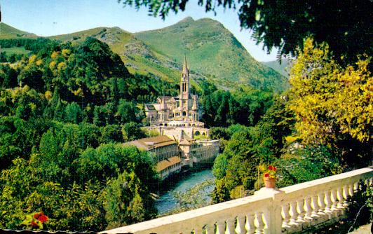 Cartes postales anciennes > CARTES POSTALES > carte postale ancienne > cartes-postales-ancienne.com Occitanie Hautes pyrenees Lourdes