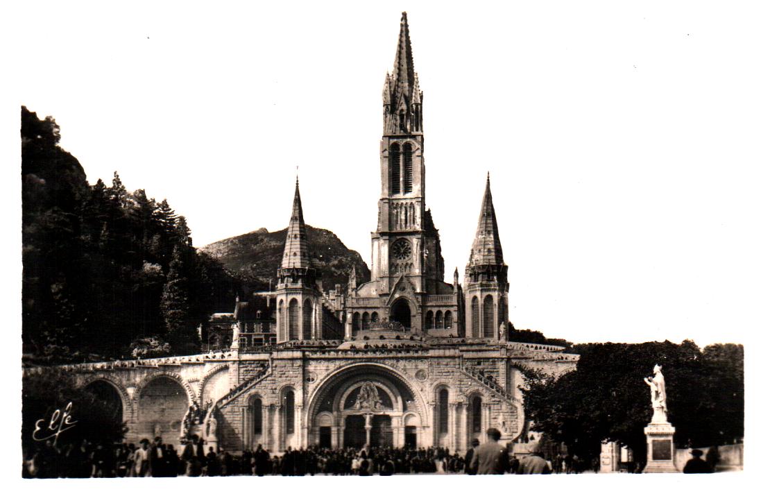 Cartes postales anciennes > CARTES POSTALES > carte postale ancienne > cartes-postales-ancienne.com Occitanie Hautes pyrenees Lourdes