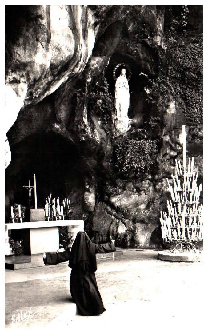 Cartes postales anciennes > CARTES POSTALES > carte postale ancienne > cartes-postales-ancienne.com Occitanie Hautes pyrenees Lourdes