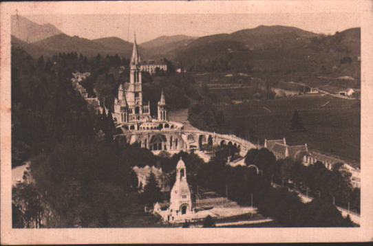 Cartes postales anciennes > CARTES POSTALES > carte postale ancienne > cartes-postales-ancienne.com Occitanie Hautes pyrenees Lourdes