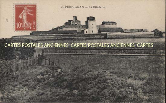 Cartes postales anciennes > CARTES POSTALES > carte postale ancienne > cartes-postales-ancienne.com Occitanie Pyrenees orientales Perpignan