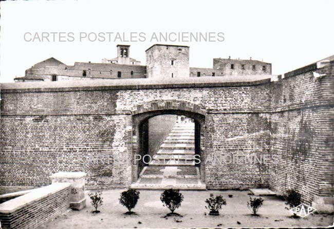 Cartes postales anciennes > CARTES POSTALES > carte postale ancienne > cartes-postales-ancienne.com Occitanie Pyrenees orientales Perpignan