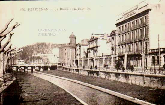 Cartes postales anciennes > CARTES POSTALES > carte postale ancienne > cartes-postales-ancienne.com Occitanie Pyrenees orientales Perpignan